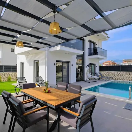 Unique 1 Вилла *